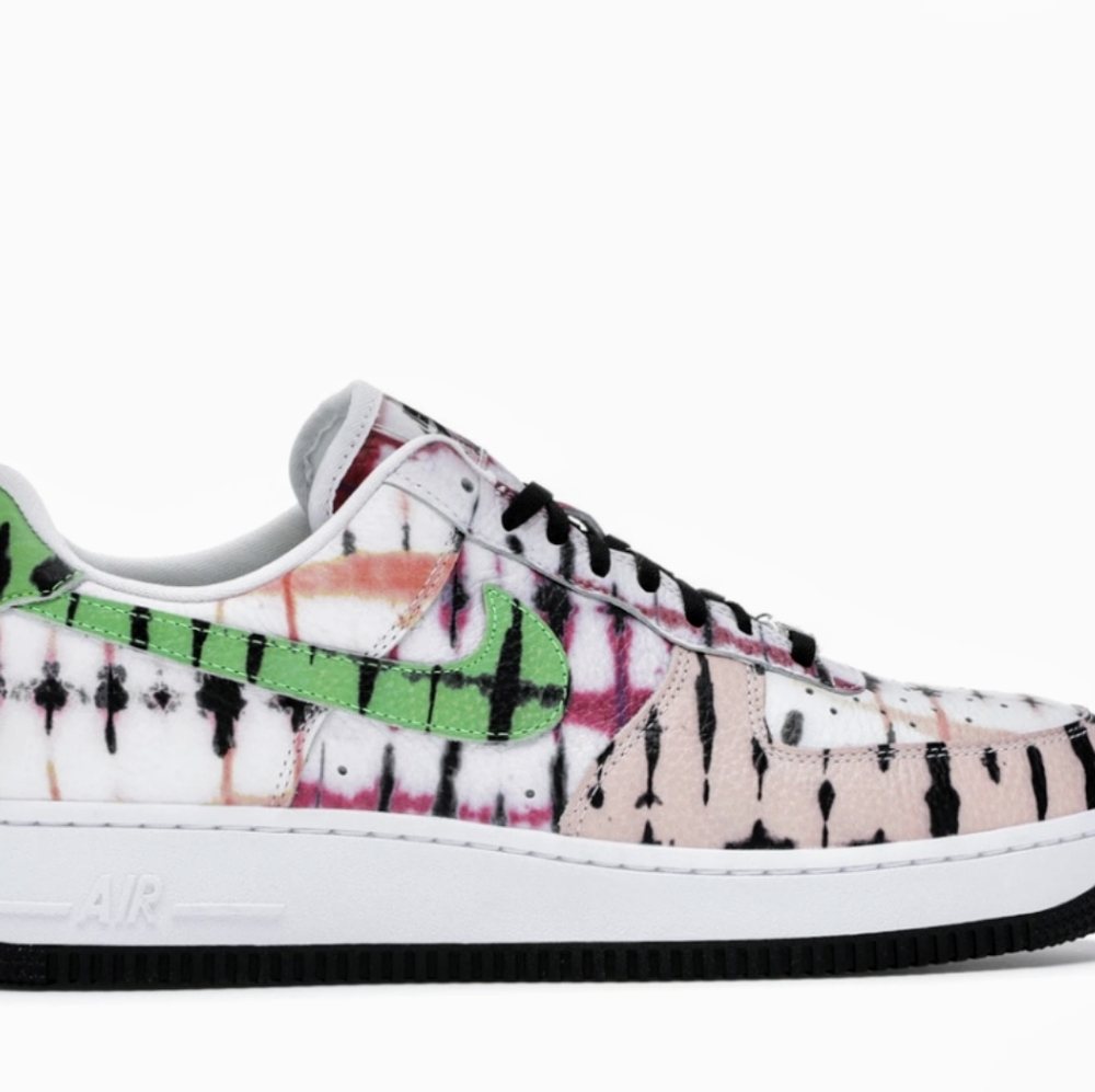 *SOLD* BNIB Nike Air Force 1 Low Black Tie Dye